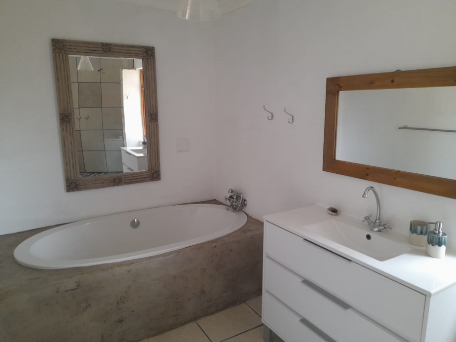 5 Bedroom Property for Sale in Stanford Western Cape
